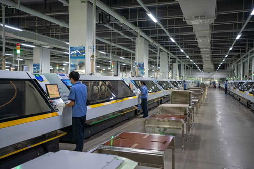 退稅減稅紅利落地，推動(dòng)廣東經(jīng)濟(jì)回升向好，信息科技產(chǎn)業(yè)受益顯著